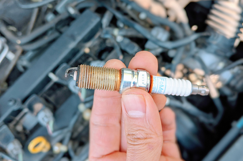 remove spark plug